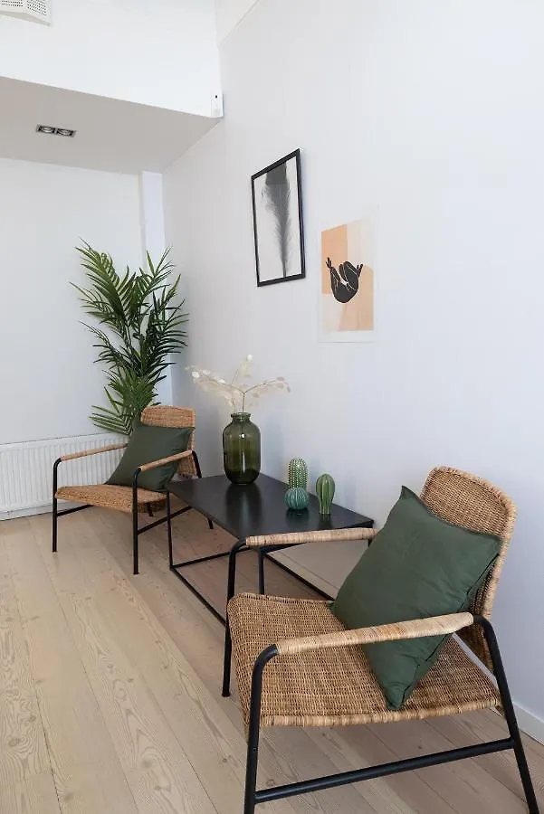 2Ndhomes Cozy Courtyard Home With Sauna In Kruununhaka Helsinki 0*,